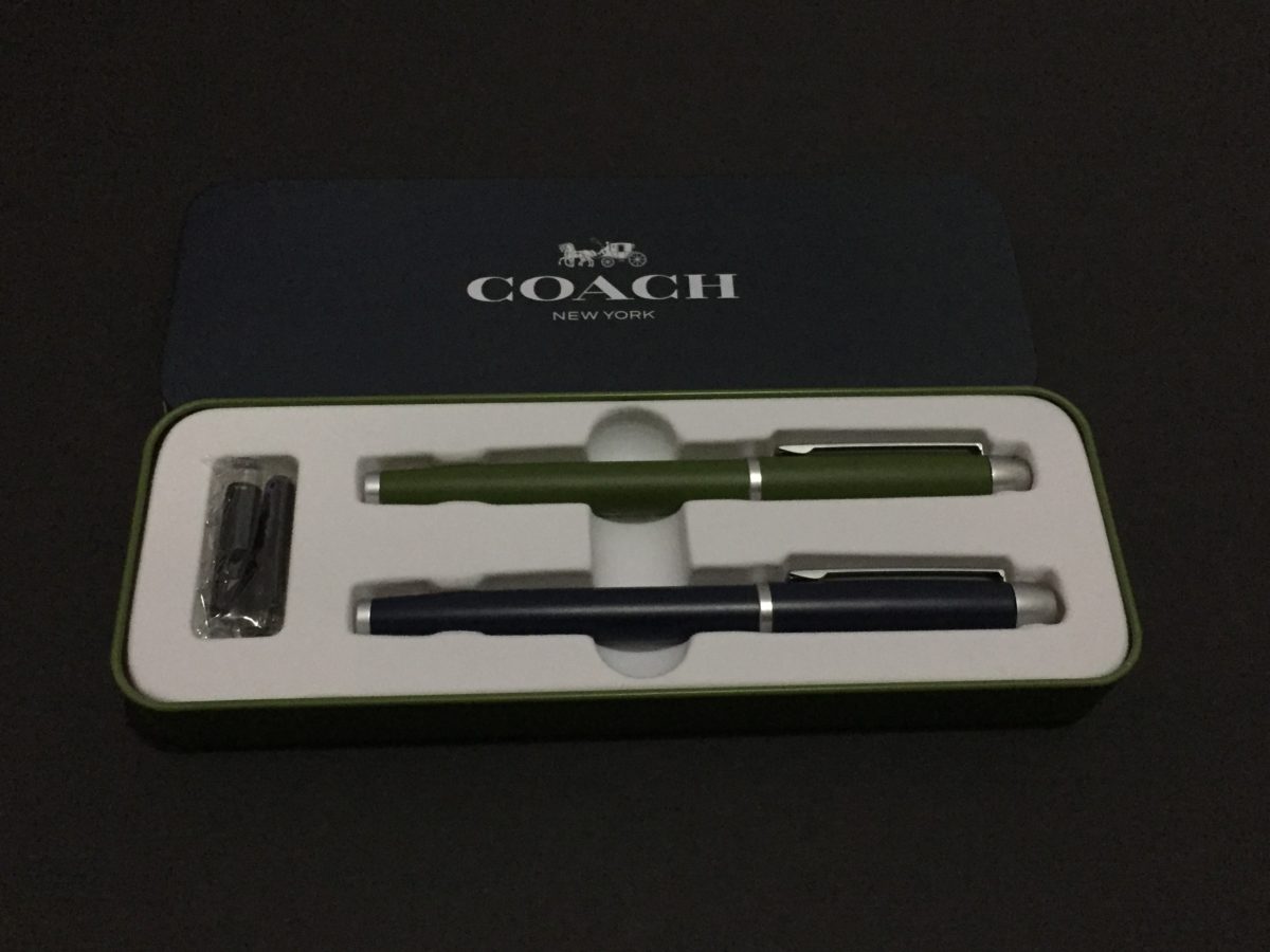 【開箱】Mono Max 2018/1月號,贈品:COACH 鋼筆+原子筆 圖片5